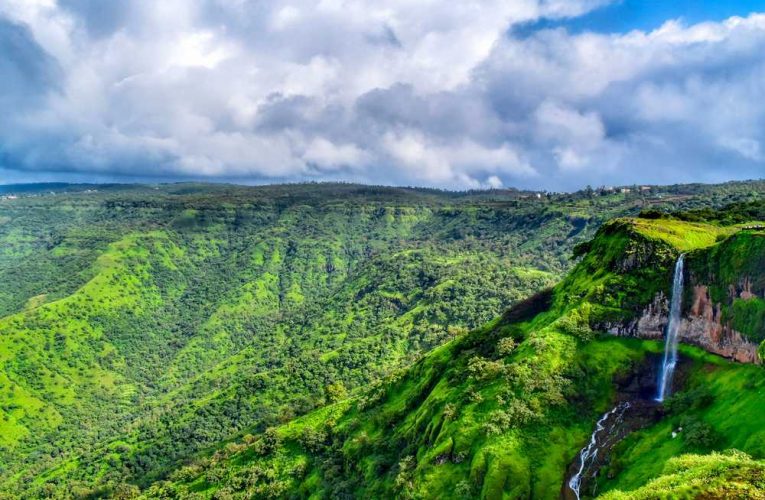 महाबळेश्वरमधील १५ रोमांचक गोष्टीमुळे आपले २०२२ अविस्मरणीय होईल!